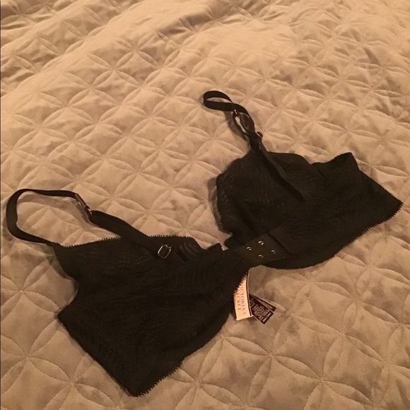 Victoria Secret Unlined Zebra Lace Demi Bra - Picture 5 of 5